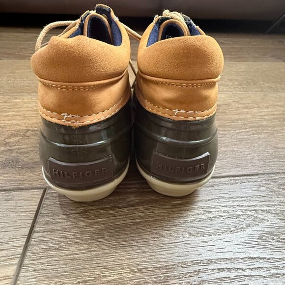 Tommy Hilfiger Women's Ankle Duck Boots, Lace-Up, Rubber, Leather Sz 6 - Picture 5 of 9